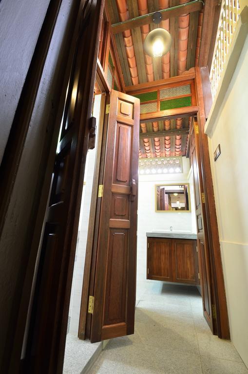 Yong Yi Yuen Guesthouse George Town Bagian luar foto