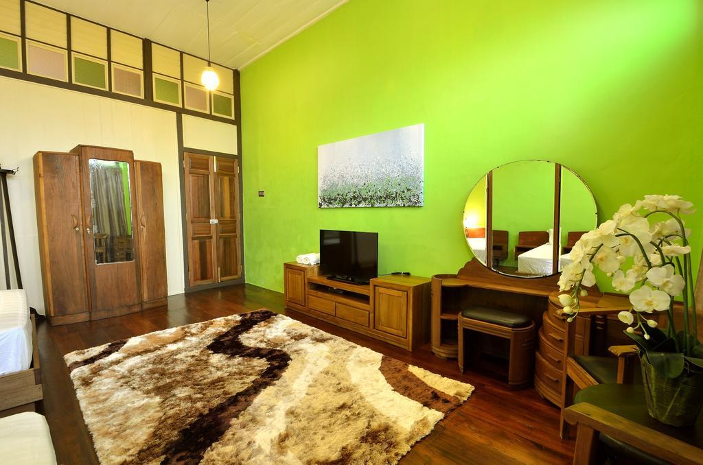 Yong Yi Yuen Guesthouse George Town Ruang foto