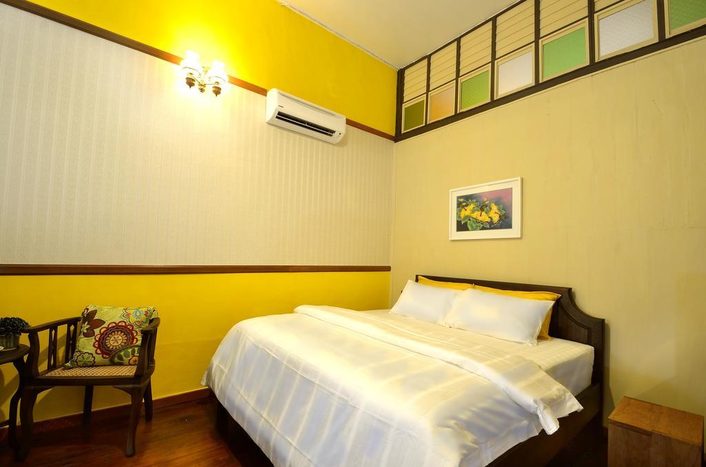 Yong Yi Yuen Guesthouse George Town Ruang foto